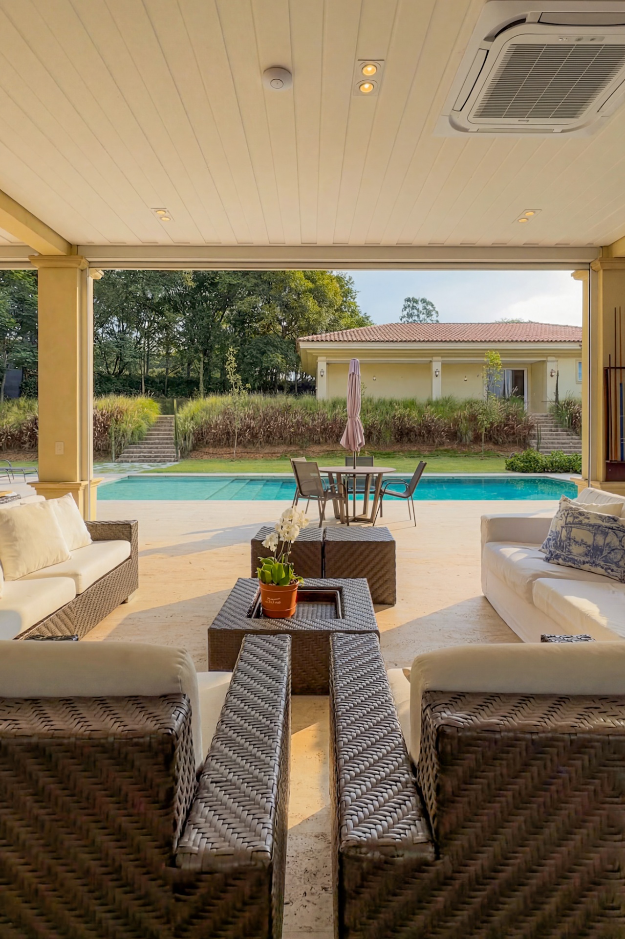 Residência com piscina